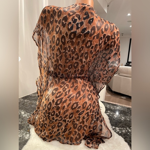 NWT beach bunny bikini coverup size S or M - Picture 5 of 13